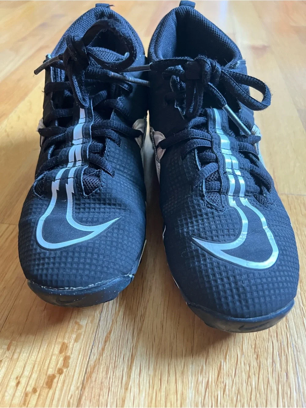 Nike FastFlex Alpha Football Cleats size 4Y